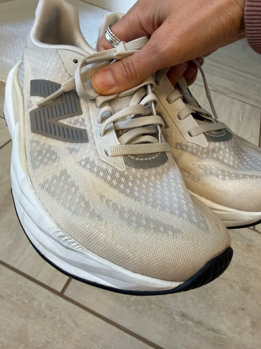 New Balance Fuelcell Rebel v5 running shoes - Picture 10 of 16